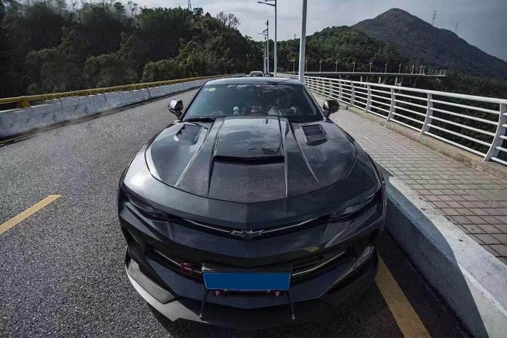 Chevrolet Camaro Carbon Fiber Engine Hood 2016-2018