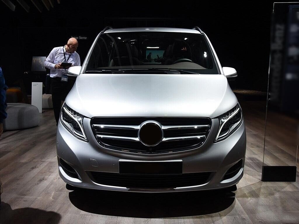 for Mercedes Benz V class V250 Vito Standard 2016-2018 carbon fiber front bumper air duct vent cover
