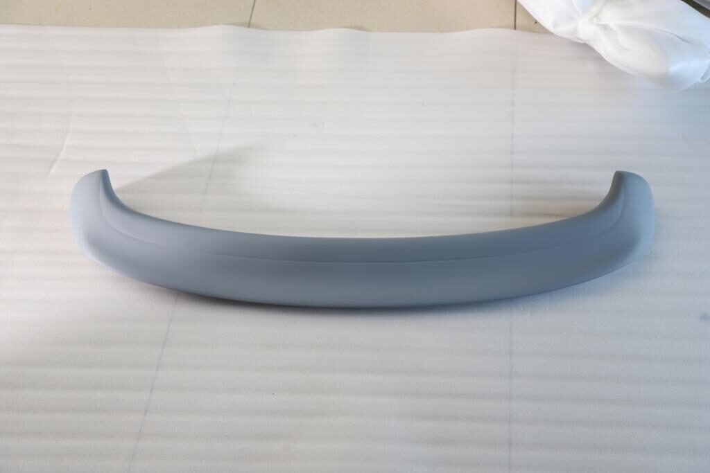 Golf V GTI R32 roof spoiler FRP